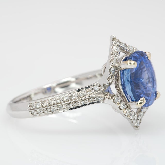 2020s 2.8ct Ceylon Sapphire Ring W Earth Mined Diamonds in Solid 14k Gold Oval 9x7mm, Size 6.75 For Sale - Image 5 of 8