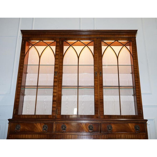 Georgian Style Bookcase with Glass Shelves For Sale - Image 5 of 18