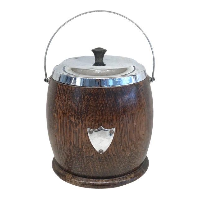 Early 20th Century British Porcelain Biscuit Barrel For Sale