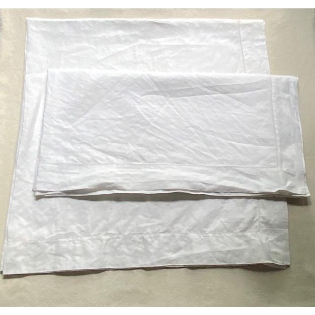 Antique French White Linen Bistro Tablecloths, Hemstitch Border, Mitered Corners, 43" Square | Pair | C. 1900 For Sale - Image 15 of 18