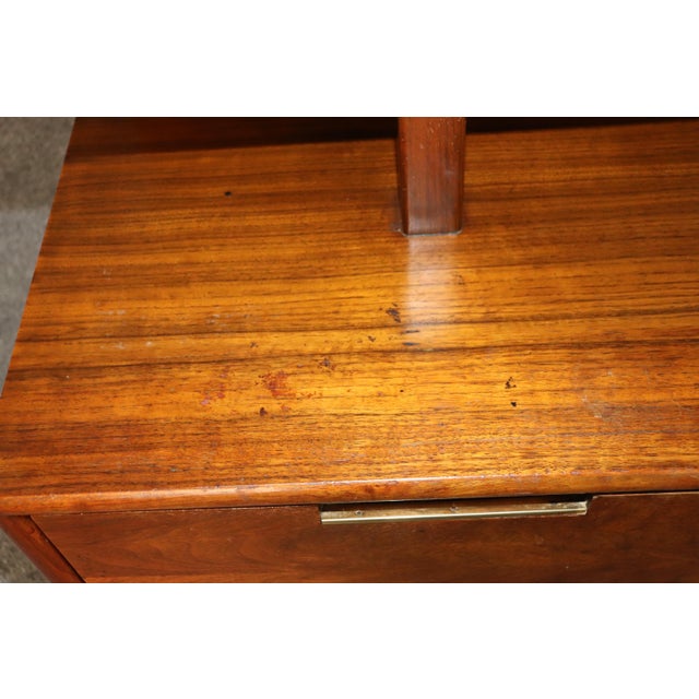 Mid 20th Century Mid-Century Tables by Cavalier - 2 Pieces For Sale - Image 10 of 11