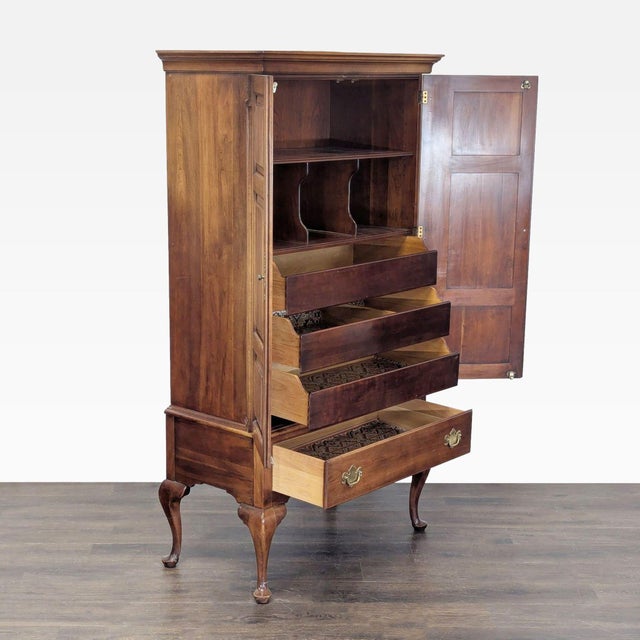 Queen Anne 1970s Statton Furniture Queen Anne Style Armoire Wardrobe For Sale - Image 3 of 9