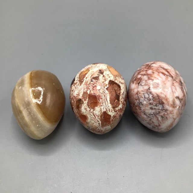 Onyx Eggs - Matrix Fire Opal, Jasper and Butterscotch -Set of 3 For Sale - Image 12 of 12