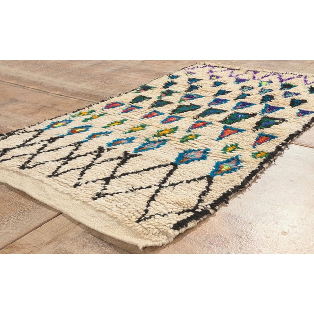 Beige Vintage Azilal Moroccan Rug, 02'08 X 05'00 For Sale - Image 8 of 10