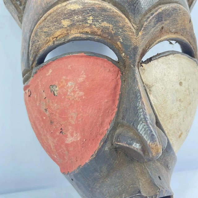 Early 20th Century Boa Mask Repainted For Sale - Image 4 of 7