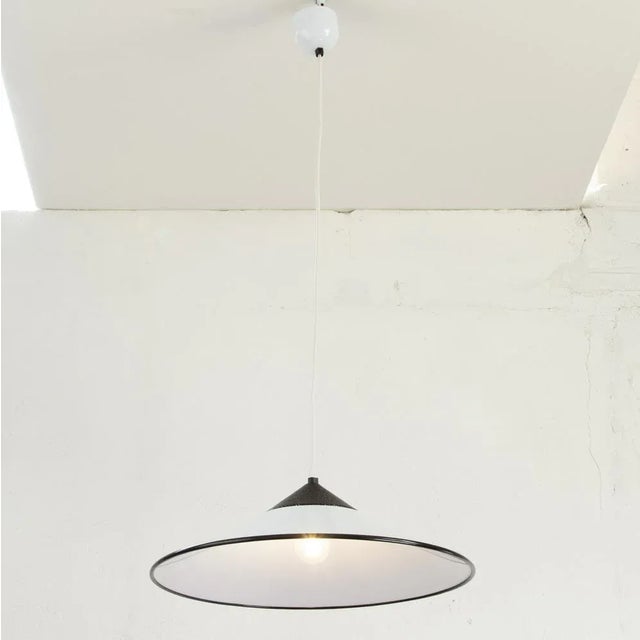 Large Suspension Lamp in White Murano Glass with Black Finishes, Italy, 1970s For Sale - Image 3 of 12