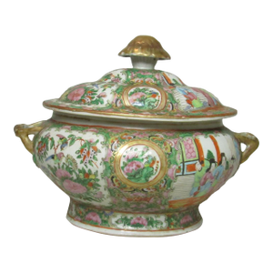 1900s Chinese Export Rose Medallion Porcelain Tureen