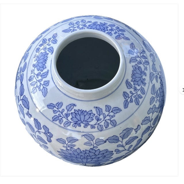 Chinoiserie Blue and White Chinoiserie Porcelain Vase For Sale - Image 3 of 6