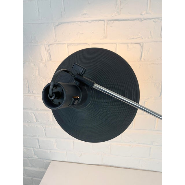1980s Postmodern Counterweight Desk Lamp attributed to Robert Sonneman, Usa, 1970s For Sale - Image 5 of 14
