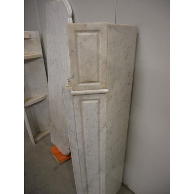 Fireplace Frame in White Marble, Early 1900s For Sale - Image 10 of 18