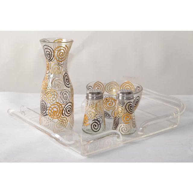 Charles Hollis Jones 1970s Dorothy Thorpe Style Sculptural Rectangle Tubular Handle Clear Lucite Serving Tray For Sale - Image 4 of 12