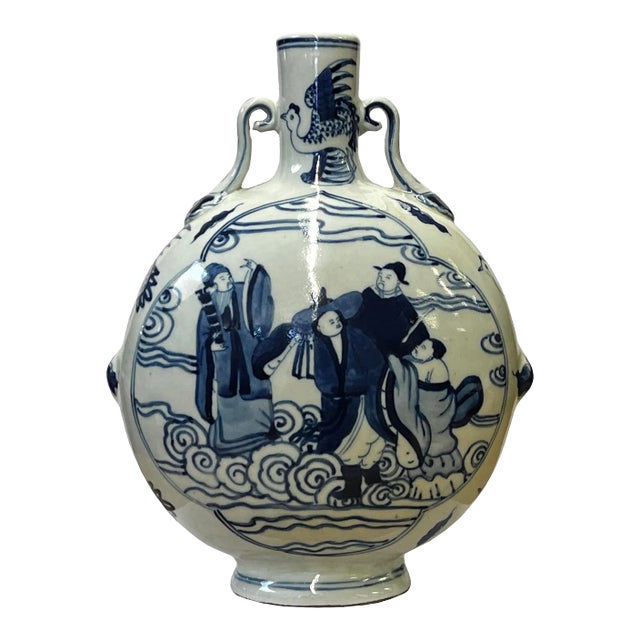 Chinese Blue White Porcelain Round Flat Body People Theme Vase For Sale