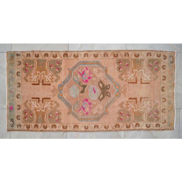 1970s Small Rug, Entryway Rug, Bath Mat, Kitchen Decor, Turkish Rug, Doormat 1'10" X 3'10" For Sale - Image 17 of 18