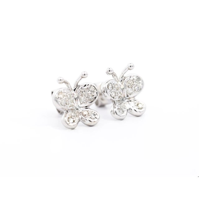 Item Details: - Type: Stud Earring - Metal: 14K White Gold - Weight: 3.13 Grams - Setting: Prong - Measurements: 12 X 10.5...