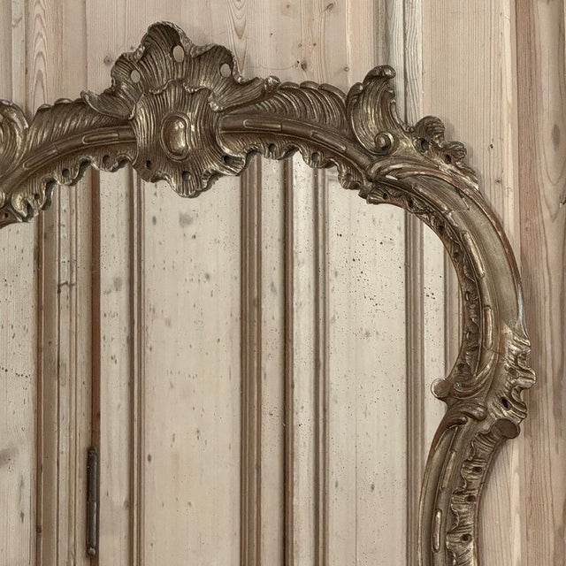 Italian 19th Century Louis XV Carved Giltwood Mirror For Sale - Image 10 of 15
