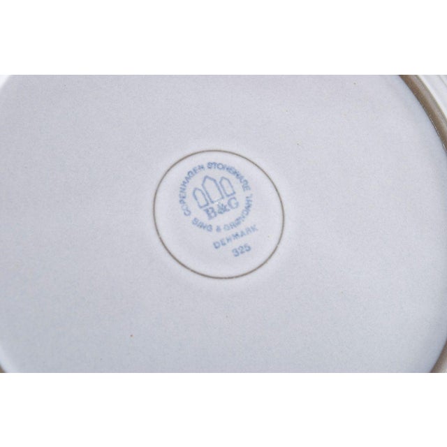 Dinner Plates by Jens Harald Quistgaard for Kronjyden / Bing & Grondahl, 1970s, Set of 6 For Sale - Image 4 of 5