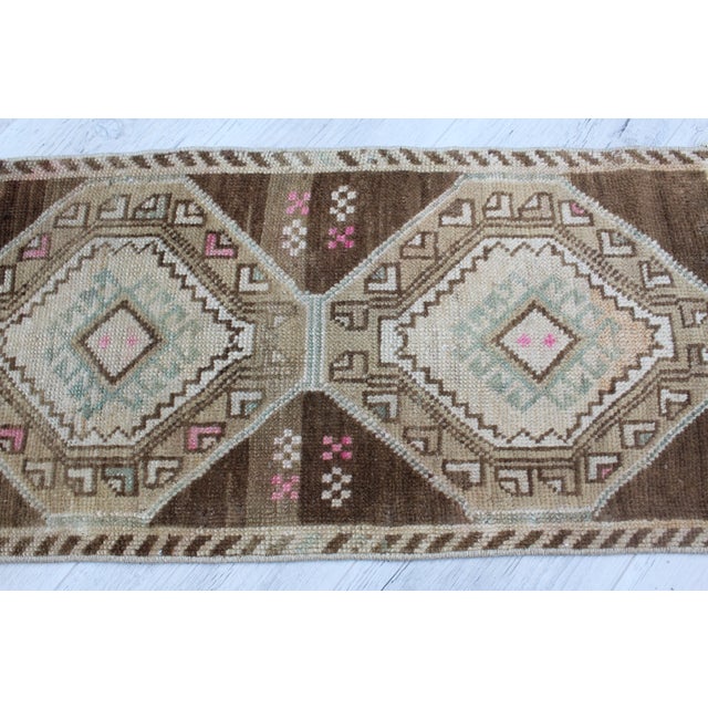 Mid-Century Modern Vintage Turkish Kitchen Rug - 16"x32" For Sale - Image 3 of 10