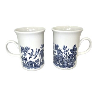 Vintage Mid-Century Modern Churchill Made in England Blue Willow Ceramic Coffee Cup Mug - Set of 2 For Sale