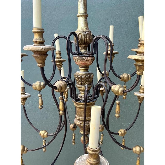 Mid-Century Modern Vintage Gilt Wood and Metal Twelve-Light Chandelier For Sale - Image 3 of 12