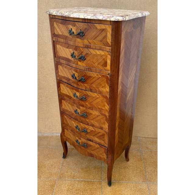 French 1940s French Marquetry And Marble Top Tall Chest Of Seven Drawers For Sale - Image 3 of 6