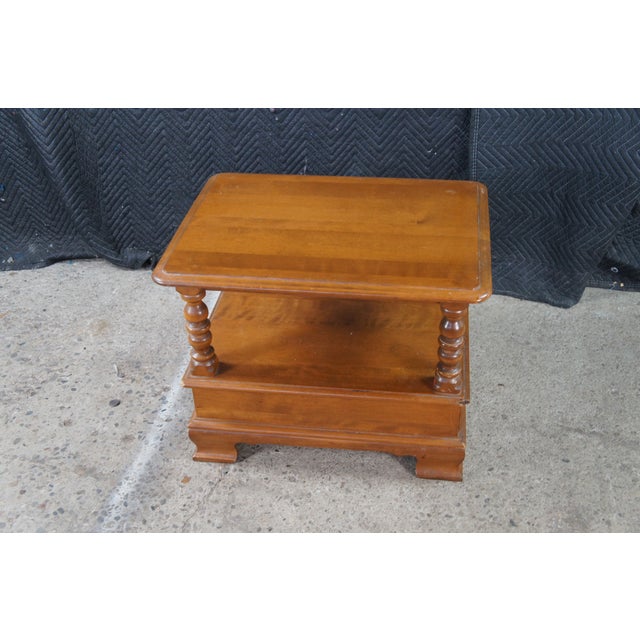 Late 20th Century Ethan Allen Heirloom Colonial Early American Nutmeg Maple 2 Tier Table 10-8654 For Sale - Image 6 of 12