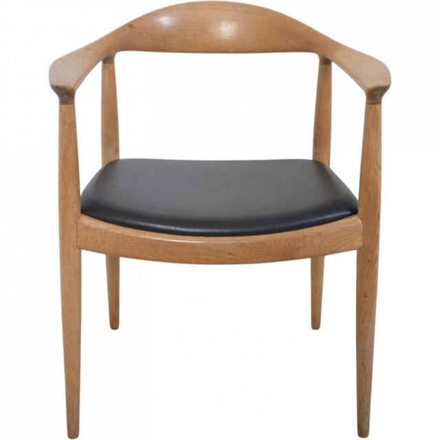 JH503 The Chair in Oak and Black Leather by Hans Wegner, 1960s For Sale - Image 18 of 18