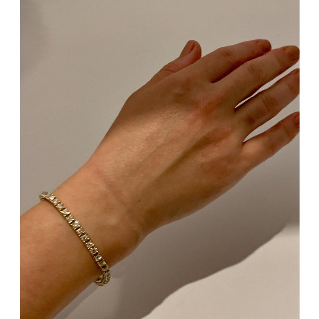 42 Round Diamond 25 Pointer Each Line Tennis Bracelet 14 Karat Gold 10 Carat For Sale - Image 10 of 18