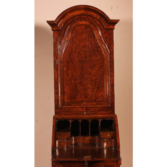 Small Secretaire in Burl Walnut with Dome, 18th Century For Sale - Image 5 of 13
