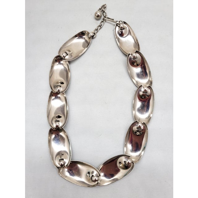 Silver Vintage 1950s Signed Napier Book Piece Silvertone Florentine Finish Oval Link Necklace For Sale - Image 8 of 8