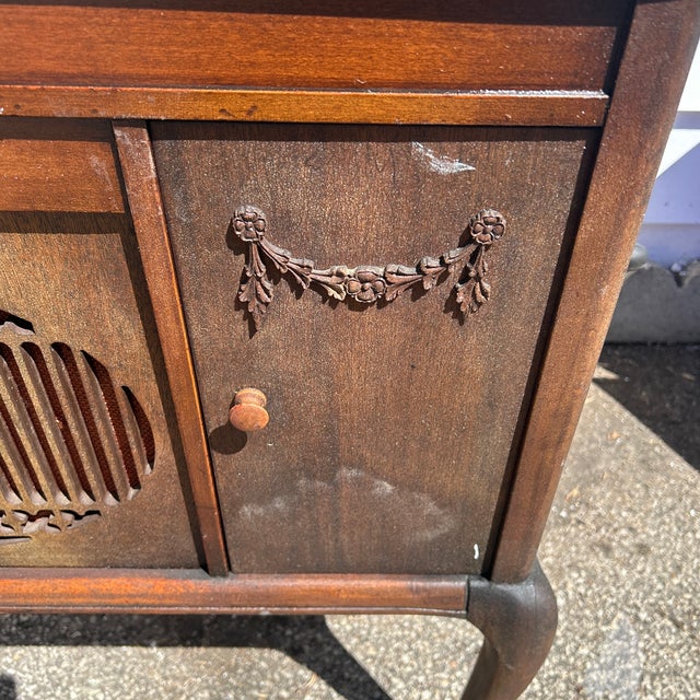 Art Deco Antique Brunswick Console Model Phonograph Circa 1920s For Sale - Image 3 of 12