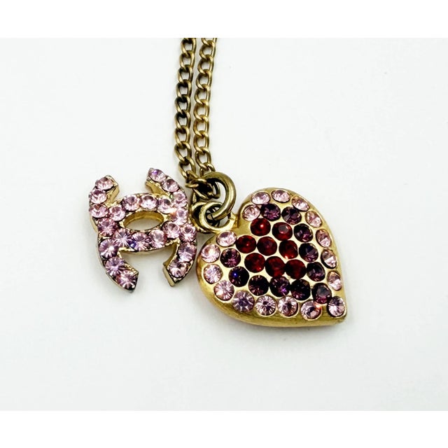 Chanel Chanel Vintage Gold Plated CC Heart Pink Crystal Necklace For Sale - Image 4 of 4