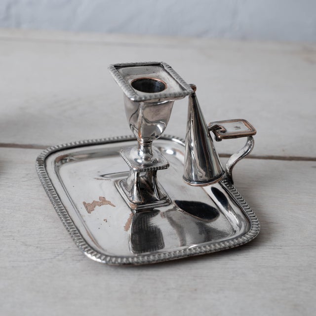 Early 19th Century Pair of Old Sheffield Plate Chambersticks, c.1820 For Sale - Image 5 of 16