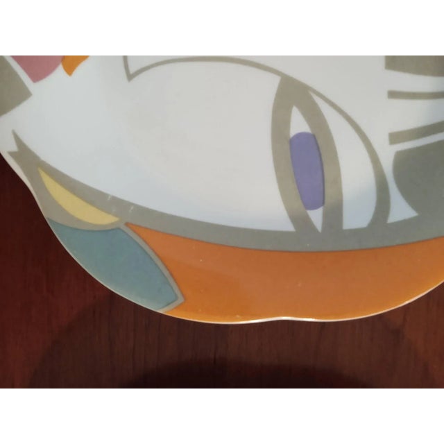 Ceramic 1980s “Visage” Salad Plates and a Cream and Sugar Set by Larry Laslo- 10 Pieces For Sale - Image 7 of 10