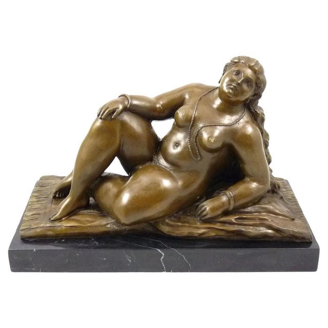 Sculpture of Nude Woman at the Beach, 20th Century, Bronze For Sale - Image 10 of 10
