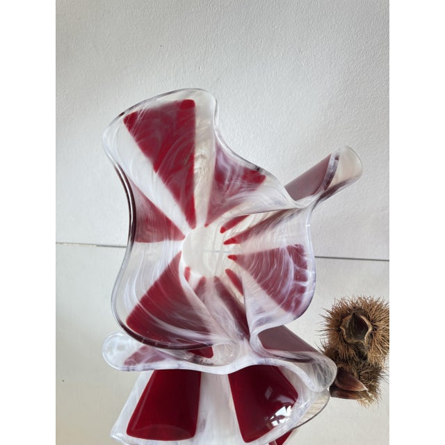 Mid-Century Modern Italian Sculptural Red and White Murano Glass Vase, 1960s For Sale - Image 10 of 18