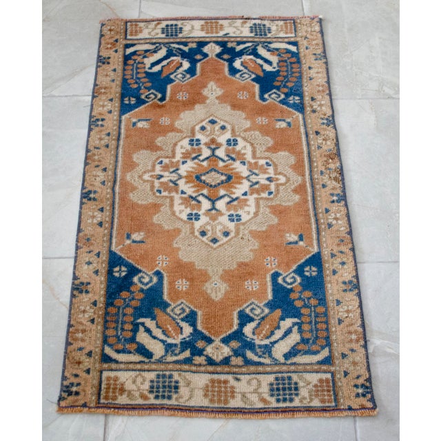 Vintage Rug Hand Made Mat Small Turkish Rug Enrty Decor - 1′ 8″ × 3′ 1″ For Sale - Image 11 of 13