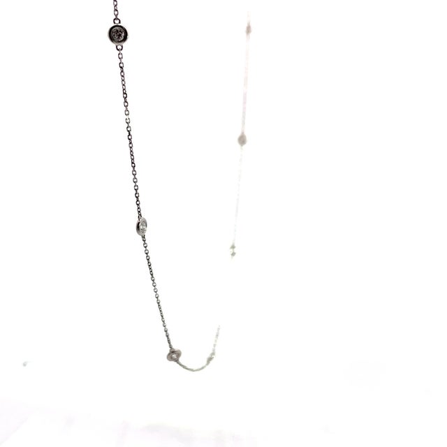 Late 20th Century Classic Platinum 10 Diamonds Station Necklace For Sale - Image 4 of 5