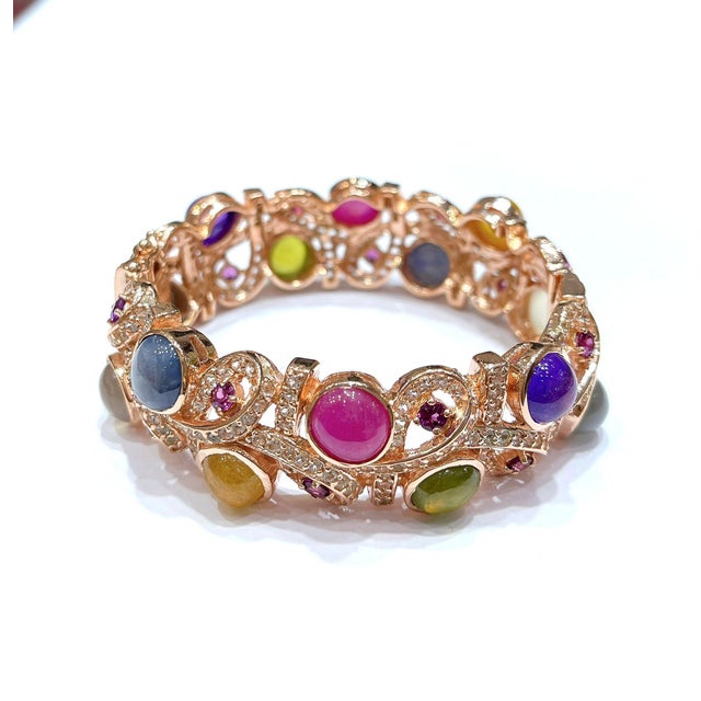 Bochic “Capri” Vintage Ruby & Multi Sapphire Cuff Set In 18K Gold & Silver For Sale In New York - Image 6 of 9
