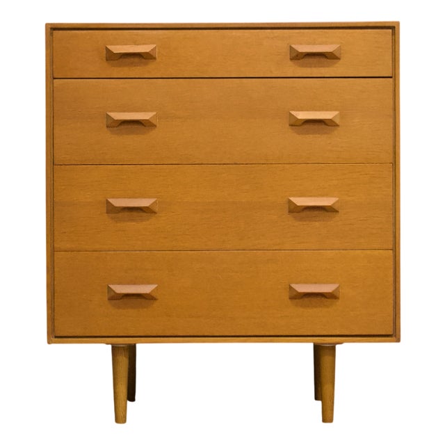 Mid-Century Modern Oak Chest of Drawers from G Plan, 1960s For Sale