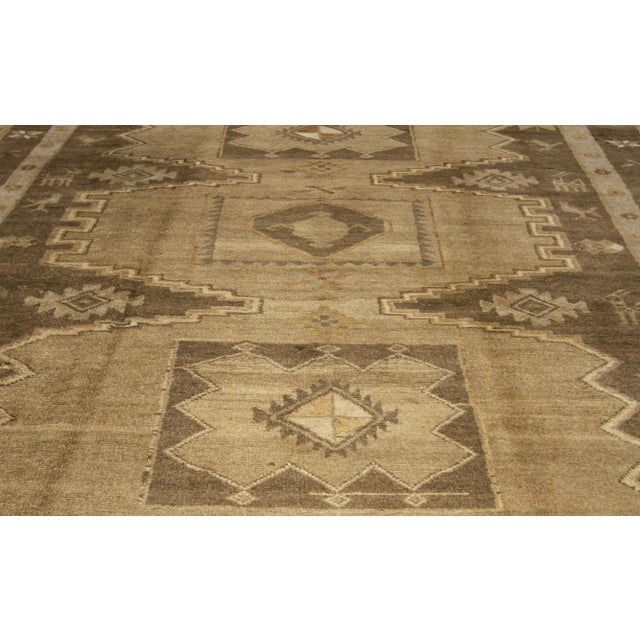 Vintage Persian Hamadan Rug - 06'09 x 09'09 For Sale - Image 4 of 7