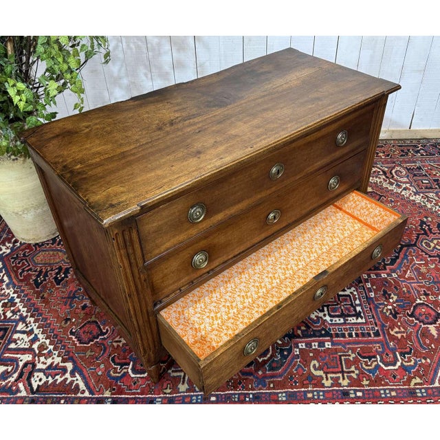 18th Century Louis XVI Chest of Drawers in Walnut For Sale - Image 11 of 18