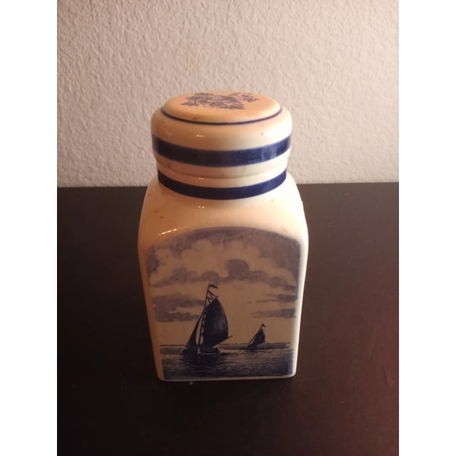Contemporary 1970s Hand Painted Delft Holland Canister Jar For Sale - Image 3 of 9