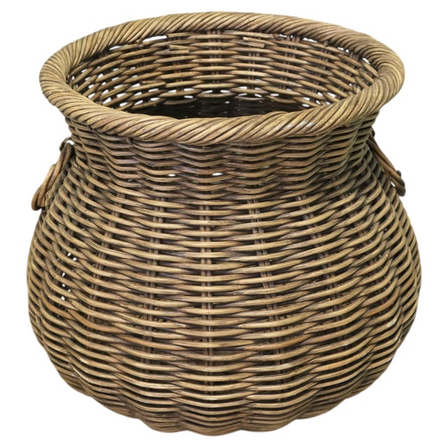 Wood Fireside Log Basket in Wicker For Sale - Image 7 of 7