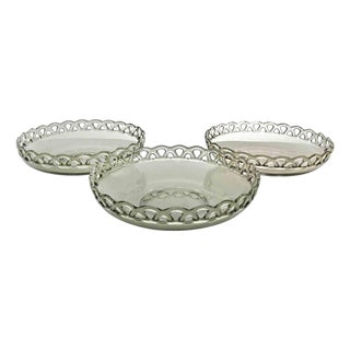 Vintage Italian Art Glass Plates in Beige and Yellow, 1970s, Set of 3 For Sale