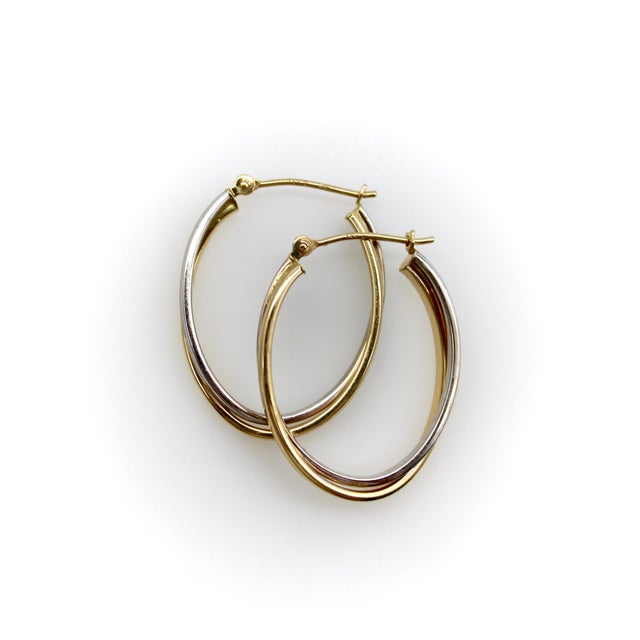 Vintage 14k Gold Two-Toned Gold Oval Hoop Earrings, Pair For Sale - Image 4 of 8