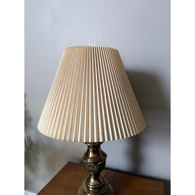 Hollywood Regency Vintage Rembrandt Stiffel Brass Table Lamp For Sale - Image 3 of 8