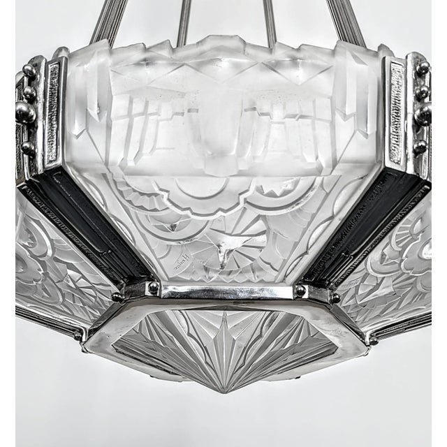 Metal French Art Deco Pendant Chandelier by Hugue For Sale - Image 7 of 9