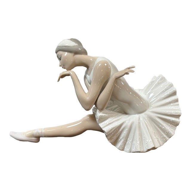 Vincente Martinez for Lladró Death of a Swan Porcelain Figurine, Signed For Sale
