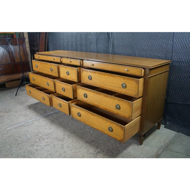 Vintage Kittinger American Federal Style Mahogany & Satinwood Triple Dresser 87" For Sale - Image 10 of 18
