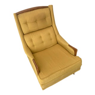 1960s Vintage Kroehler Avant Designs Upholstered Lounge Chair With Walnut Accents For Sale